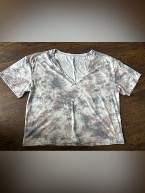 V-Neck Tie-Dye Short Sleeve Tee - Pink and Gray